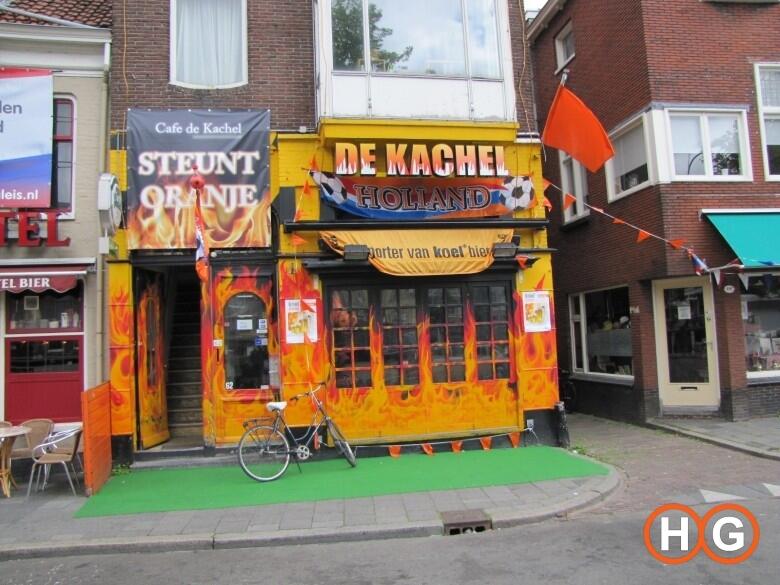 Cafe de Kachel throws in the towel
