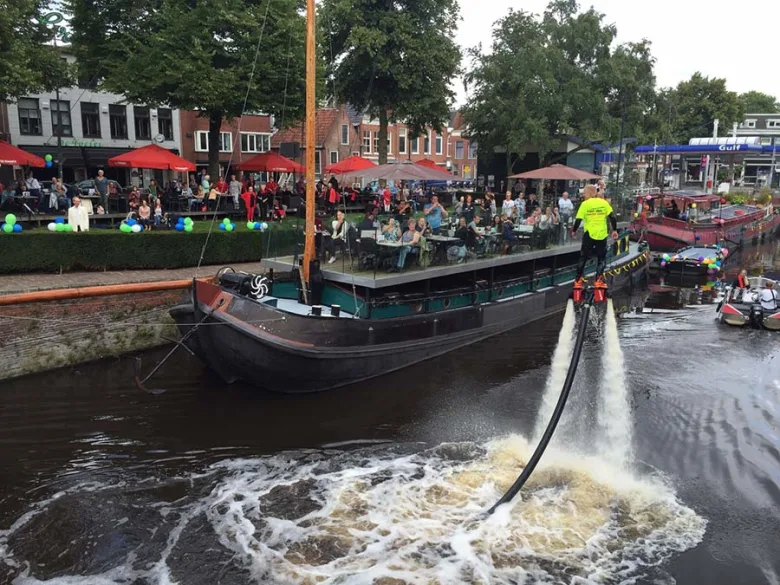 Canal Parade 2015 fills the inner ring