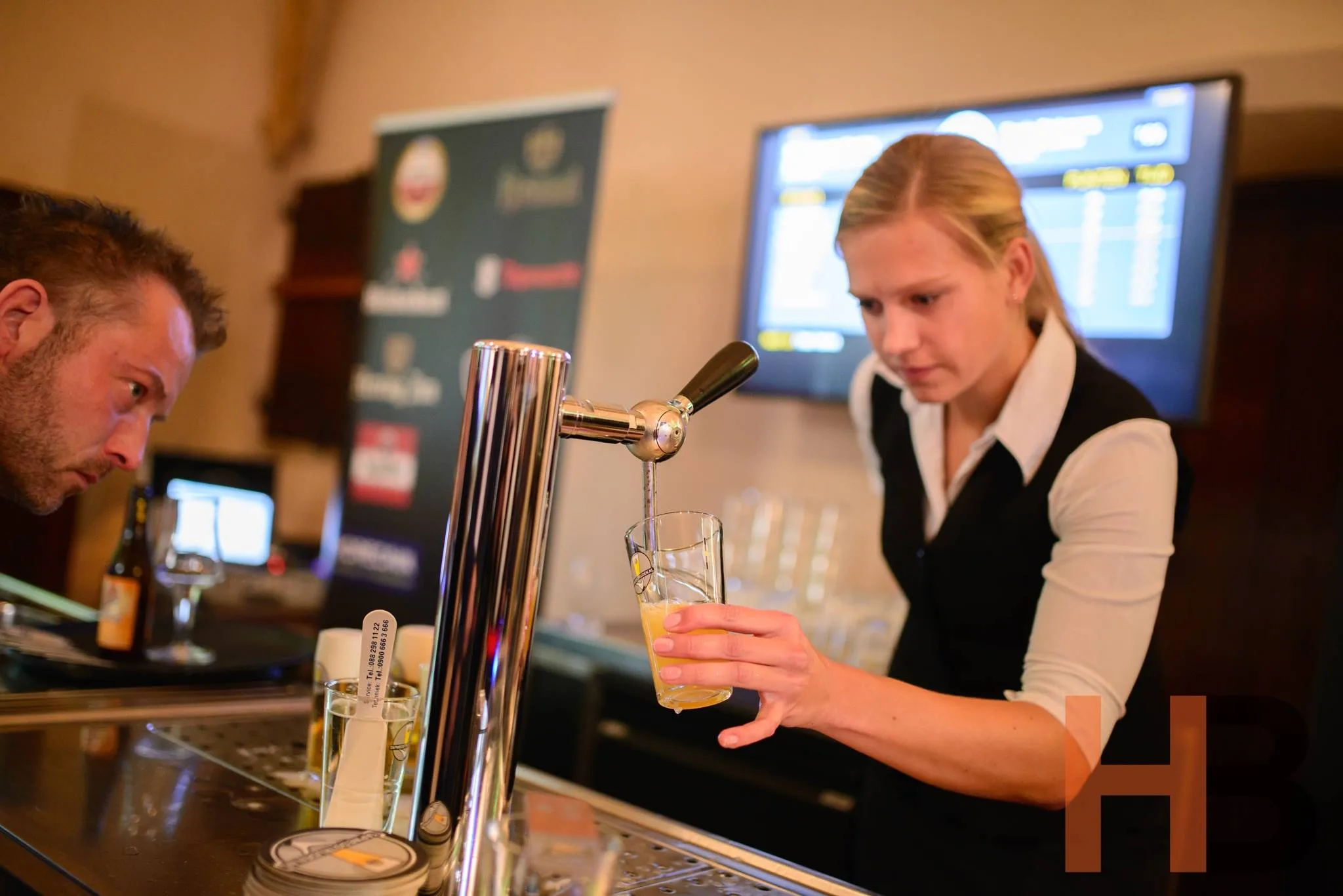 Groningers in the final of the Dutch National Beer Tapping Championship