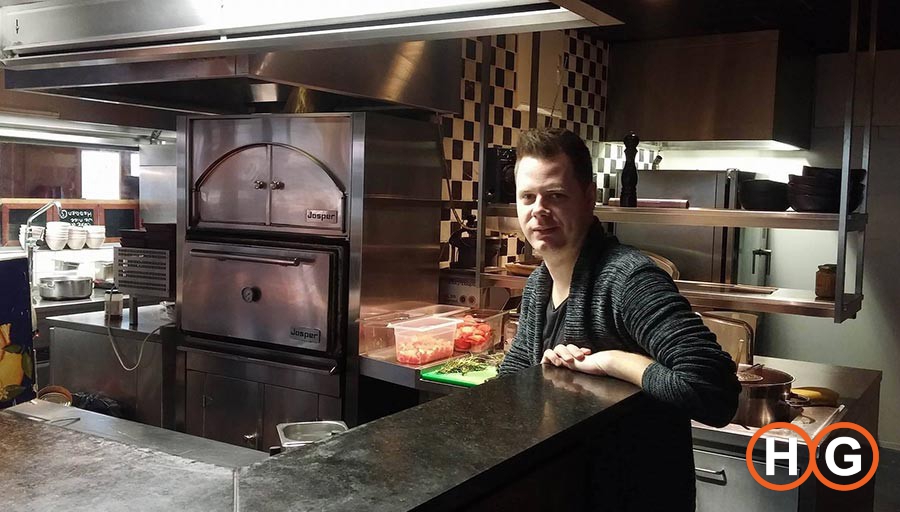 Mr Mofongo René Bruins chef kok