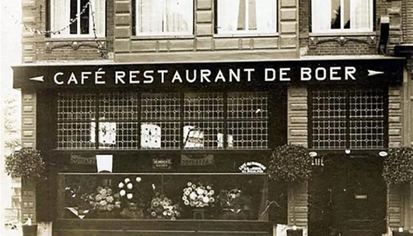 Caf&eacute; De Boer opens up the kitchen