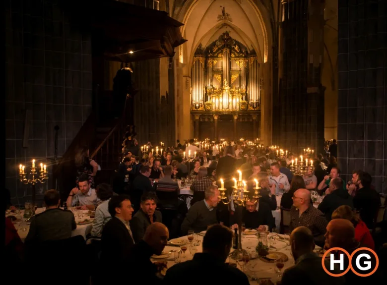 Largest beer dinner once again in Martinikerk Groningen