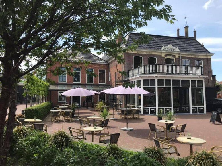 In 't Holt Zuidhorn voorgevel Horecagroningen.nl