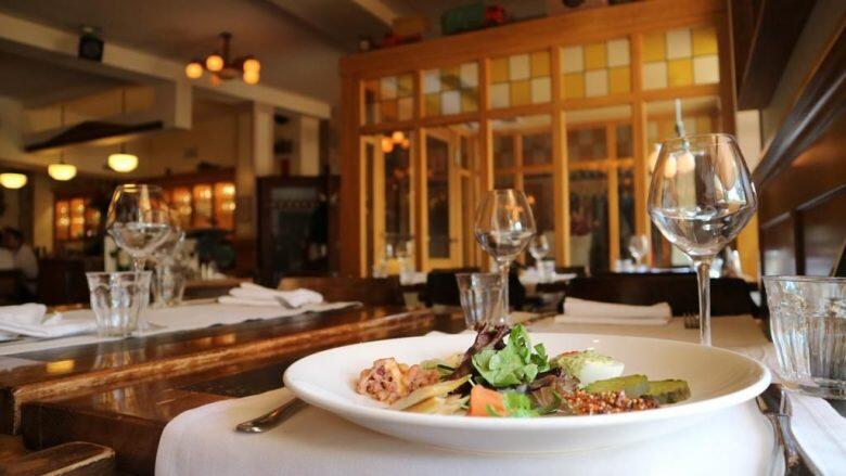 Restaurant Weeva presents: Culinary indulgence with musical accompaniment by singer Davine